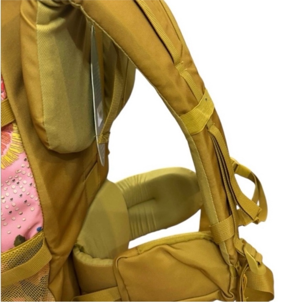 NWT FARM Rio Hiking Backpack - Picture 6 of 9